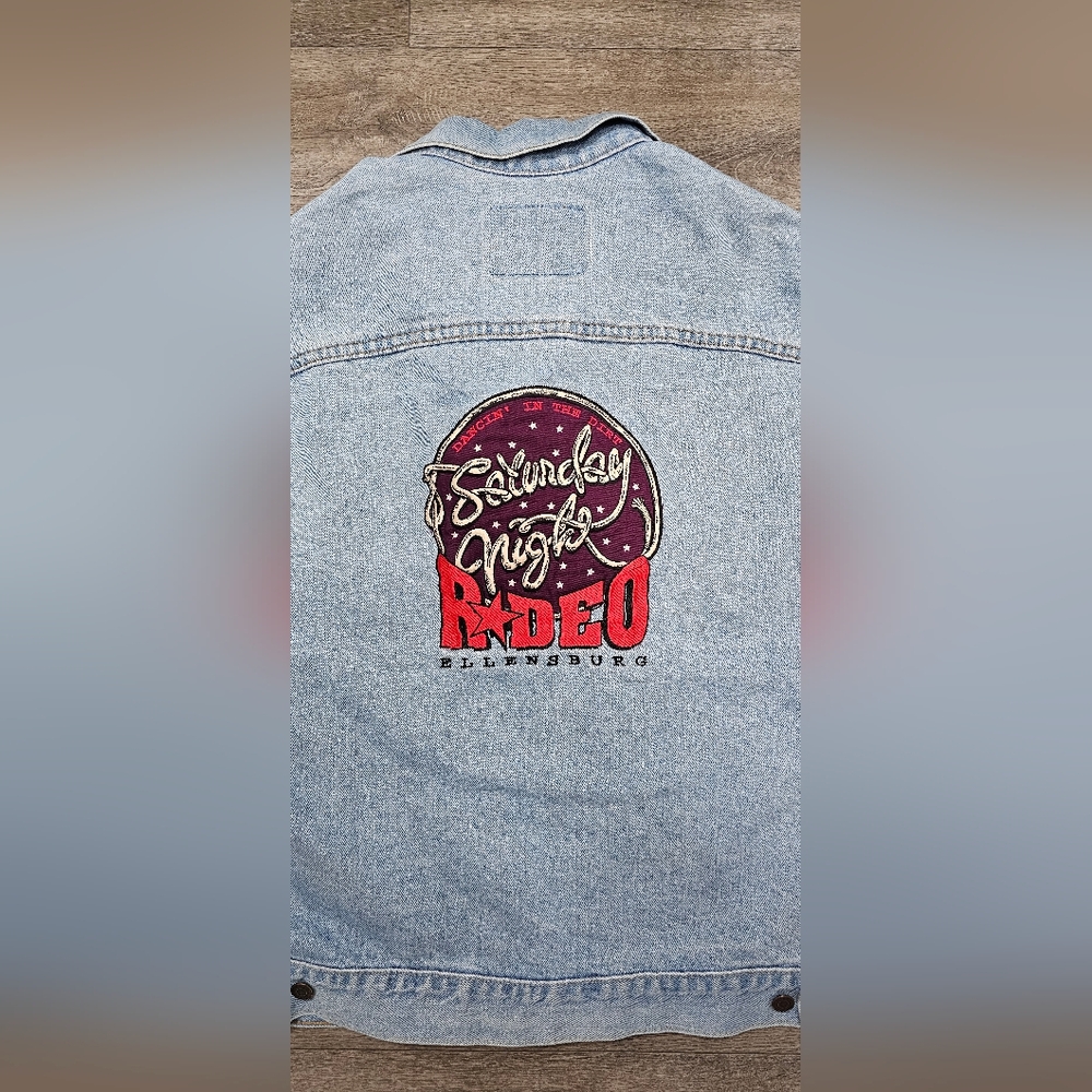 International Denim Vintage Jacket with Custom Embroidery-Size XL - Picture 6 of 6